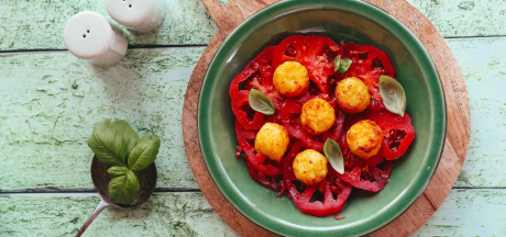 Carpaccio od rajčice s uljem od vlasca