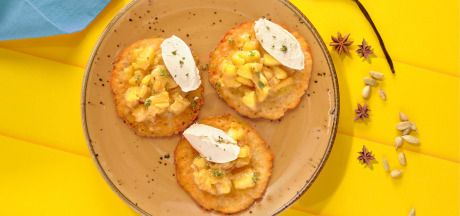 AVIKO Potato pancakes s mascarponeom i brzim džemom od jabuka i krušaka s kardamomom, anisom i klinčićima
